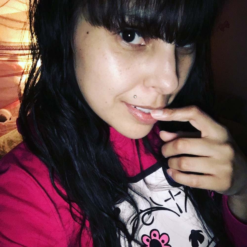 Meet your Posher, Divine